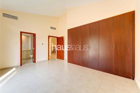 Villa à vendre à Dubai Investment Park, Dubai, EAU 5 chambres, 577 m2 № 625390 - photo 29