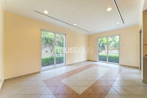 Villa à vendre à Dubai Investment Park, Dubai, EAU 5 chambres, 577 m2 № 625390 - photo 13
