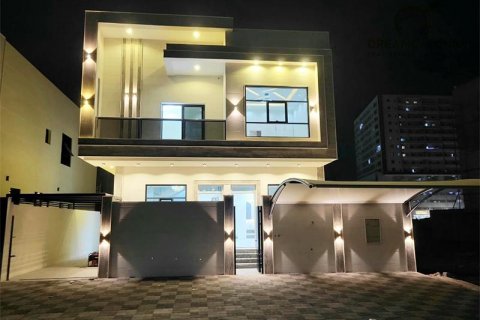 Vila v Al Yasmeen, Ajman, SAE 5 ložnice, 325.2 m² Č.: 458979 - fotografie 1