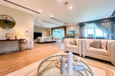 Willa do wynajęcia w Jumeirah Park, Dubai, ZEA 4 sypialnie, 902 mkw., nr 626477 - zdjęcie 2