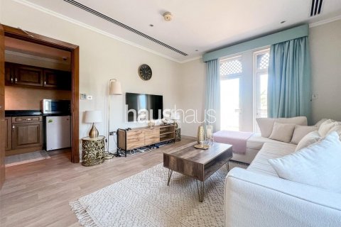 Willa do wynajęcia w Jumeirah Park, Dubai, ZEA 4 sypialnie, 902 mkw., nr 626477 - zdjęcie 3