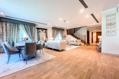 Willa do wynajęcia w Jumeirah Park, Dubai, ZEA 4 sypialnie, 902 mkw., nr 626477 - zdjęcie 24