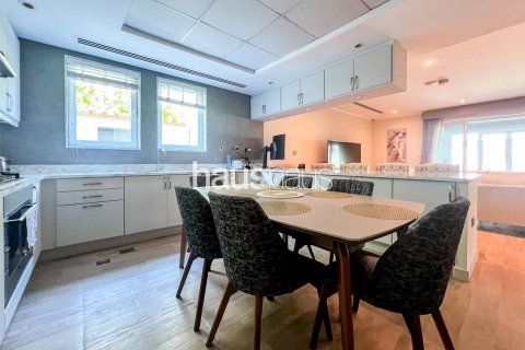 Willa do wynajęcia w Jumeirah Park, Dubai, ZEA 4 sypialnie, 902 mkw., nr 626477 - zdjęcie 6