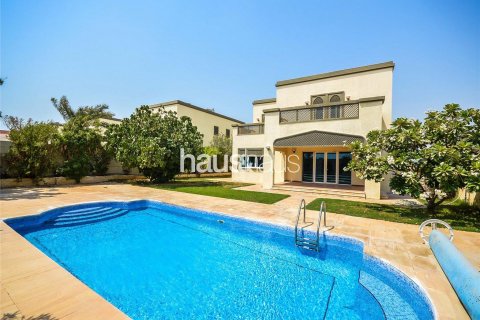 Villa à Jumeirah Park, Dubai, EAU: 4 chambres, 403 m2 № 626478