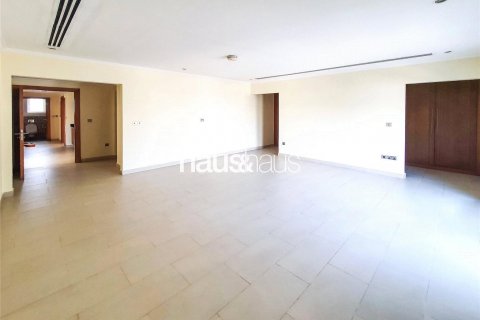 Vilë në Jumeirah Park, Dubai, Emiratet e Bashkuara Arabe 4 dhoma gjumi, 403 m2. № 626478 - Foto 3