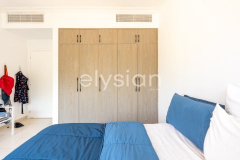 Vila u Meadows, Dubai, UAE 5 spavaćih soba, 362 m2 Br. 586193 - fotografija 23