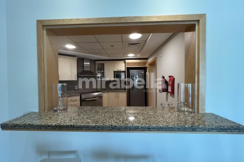 Apartment in Palm Jumeirah, Dubai, UAE 3 bedrooms, 209.6 sq.m. № 360618 - photo 6