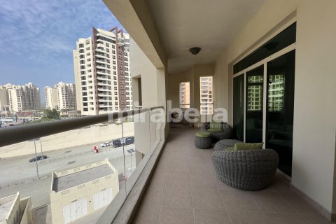 Apartment in Palm Jumeirah, Dubai, UAE 3 bedrooms, 209.6 sq.m. № 360618 - photo 9