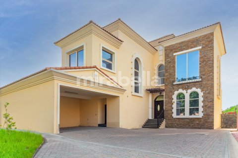 Villa in Jumeirah Golf Estates, Dubai, VAE 4 slaapkamers, 483.1 vr.m. nr 360617