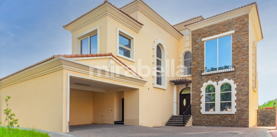 ویلا در Jumeirah Golf Estates، Dubai ، امارات متحده عربی 4 خوابه ، 483.1 متر مربع.  شماره 360617
