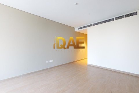 Apartment til leje i Sheikh Zayed Road, Dubai, UAE 2 soveværelser, 125 kvm № 219295 - foto 4