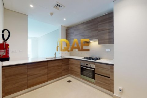 Apartment til leje i Sheikh Zayed Road, Dubai, UAE 2 soveværelser, 125 kvm № 219295 - foto 5