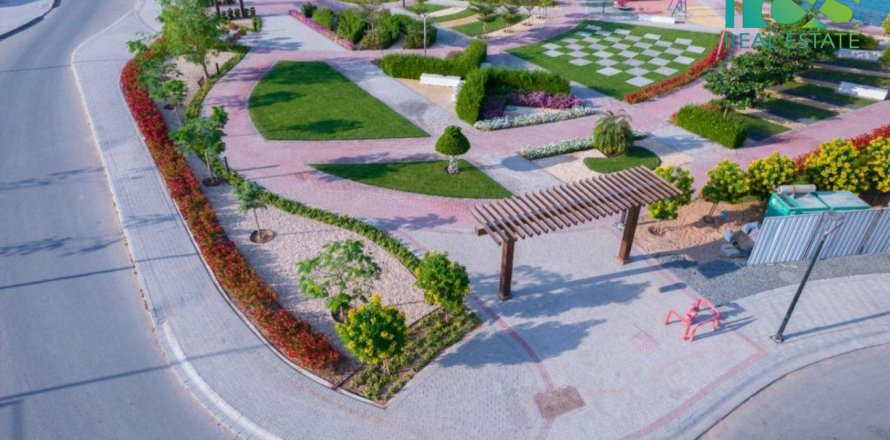 Vila u Sharjah, UAE 241.7 m2, 4 spavaćih soba Br. 482089