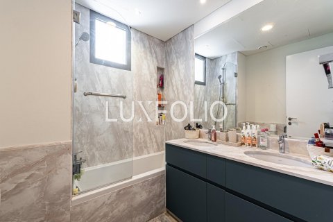 Wohnung zum Verkauf in Town Square, Dubai, VAE 3 Schlafzimmer, 241 m2 Nr. 627579 - Foto 14