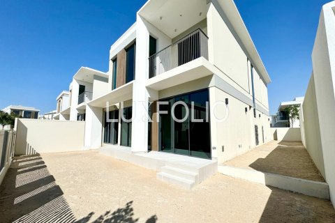 Villa in Tilal Al Ghaf, Dubai, UAE 4 bedrooms, 373 sq.m. № 627758