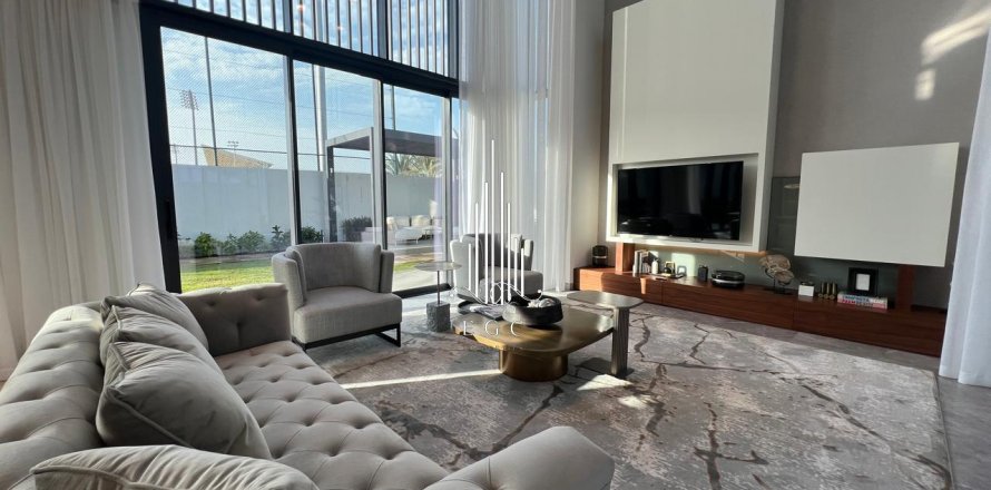 וילה ב Saadiyat Island, Abu Dhabi, איחוד האמירויות 5 חדרי שינה, 792.9 מ"ר מספר 585028