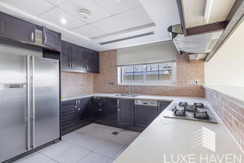 فيلا للإيجار في Jumeirah Park، دبي، الإمارات العربية المتحدة 3 غرفة نوم ، 327.67 متر مربع ، رقم 360894 - صورة 14