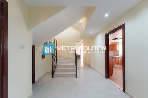 Land til salg i Khalifa City, Abu Dhabi, UAE 1393.5 kvm № 610808 - foto 7