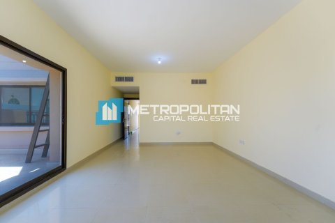 Land til salg i Khalifa City, Abu Dhabi, UAE 1393.5 kvm № 610808 - foto 9