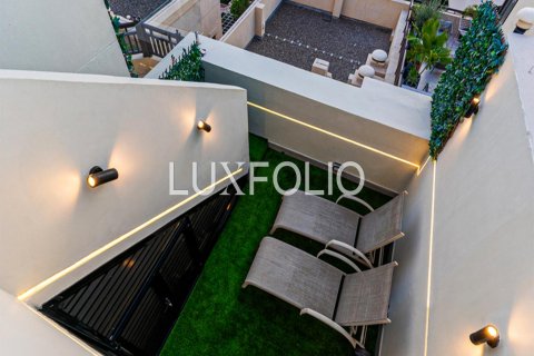Byt v Downtown Dubai (Downtown Burj Dubai), SAE 2 ložnice, 136 m² Č.: 627786 - fotografie 19