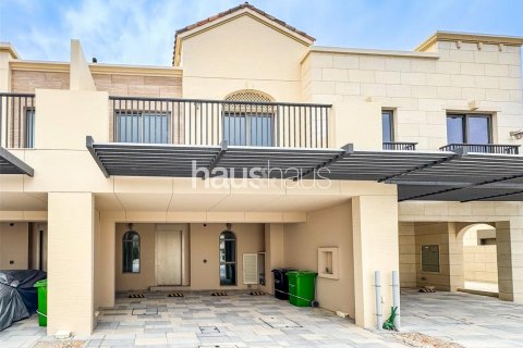 Rumah bandar di Jumeirah Golf Estates, Dubai, UAE 3 bilik tidur, 204 meter persegi № 626781 - foto 10
