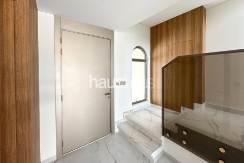 Rumah bandar di Jumeirah Golf Estates, Dubai, UAE 3 bilik tidur, 204 meter persegi № 626781 - foto 16