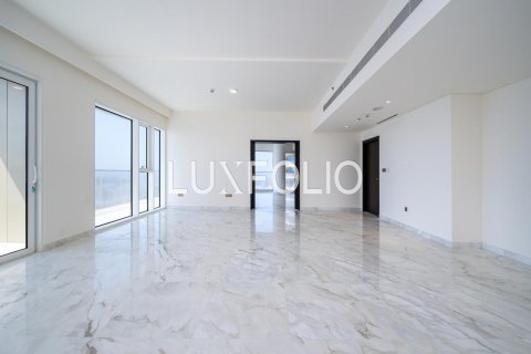 Appartamento in vendita a Dubai Harbour, Dubai, EAU 3 camere da letto, 567 mq. № 627728 - foto 3