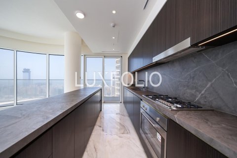 Appartamento in vendita a Dubai Harbour, Dubai, EAU 3 camere da letto, 567 mq. № 627728 - foto 12