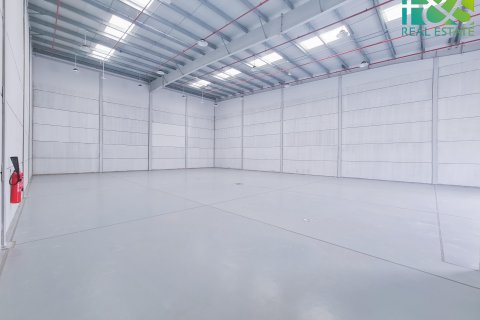 Magazyn do wynajęcia w RAK FTZ, Ras Al Khaimah, ZEA 400 mkw., nr 481163 - zdjęcie 4