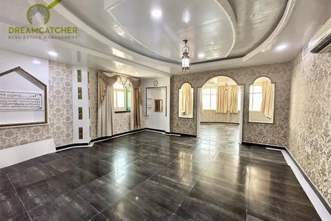 Βίλα σε Seih Al Uraibi, Ras Al Khaimah, ΗΑΕ 10 υπνοδωμάτια, 2694.2 τ.μ. Αρ. 457541 - φωτογραφία 11