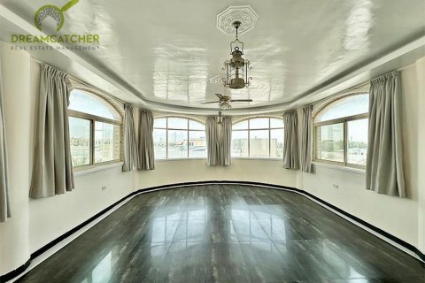 Βίλα σε Seih Al Uraibi, Ras Al Khaimah, ΗΑΕ 10 υπνοδωμάτια, 2694.2 τ.μ. Αρ. 457541 - φωτογραφία 5