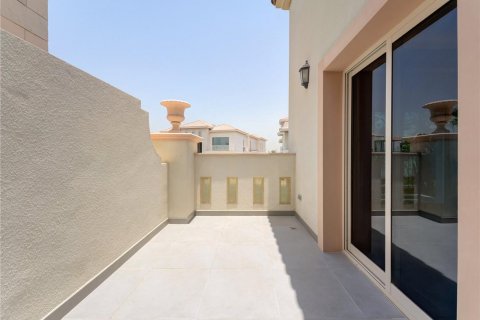 Řadový dům v Jumeirah Golf Estates, Dubai, SAE 3 ložnice, 265 m² Č.: 625258 - fotografie 17
