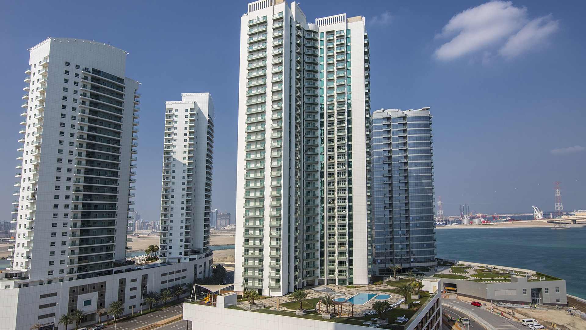 SEA SIDE TOWER