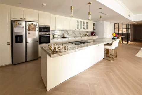 Jumeirah Beach Residence, Dubai, UAE의 판매용 아파트 침실 4개, 251제곱미터 번호 625609 - 사진 12