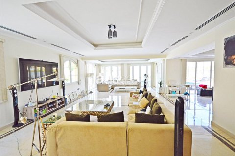 Vila u gradu Jumeirah Park, Dubai, UAE 5 spavaće sobe, 436 m2 Br. 626845 - Slika 3
