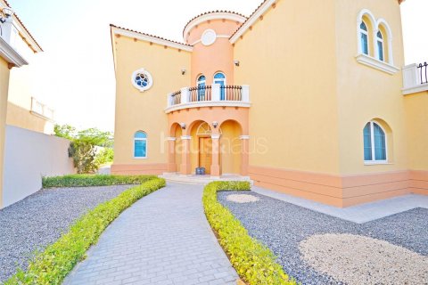 Vila u gradu Jumeirah Park, Dubai, UAE 5 spavaće sobe, 436 m2 Br. 626845 - Slika 2