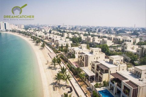 Townhouse til salg i Mina Al Arab, Ras Al Khaimah, UAE 3 soveværelser, 207.2 kvm № 509775 - foto 4