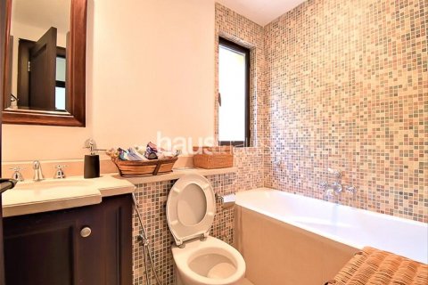 Appartamento in vendita a Old Town, Dubai, EAU 2 camere da letto, 244 mq. № 626143 - foto 6