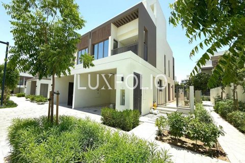 Villa Tilal Al Ghaf, Dubaijā, AAE 4 istabas, 317 m2 Nr. 627619 - attēls 2