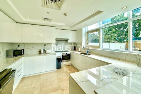 Lakás itt: Dubai Marina, EAE, 3 hálószoba, 275 m², azonosító: 625482 - fénykép 16