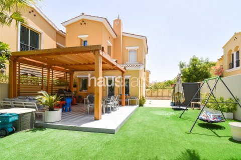 Villa em Arabian Ranches, Dubai, EAU 2 quartos, 206 m2 № 625961