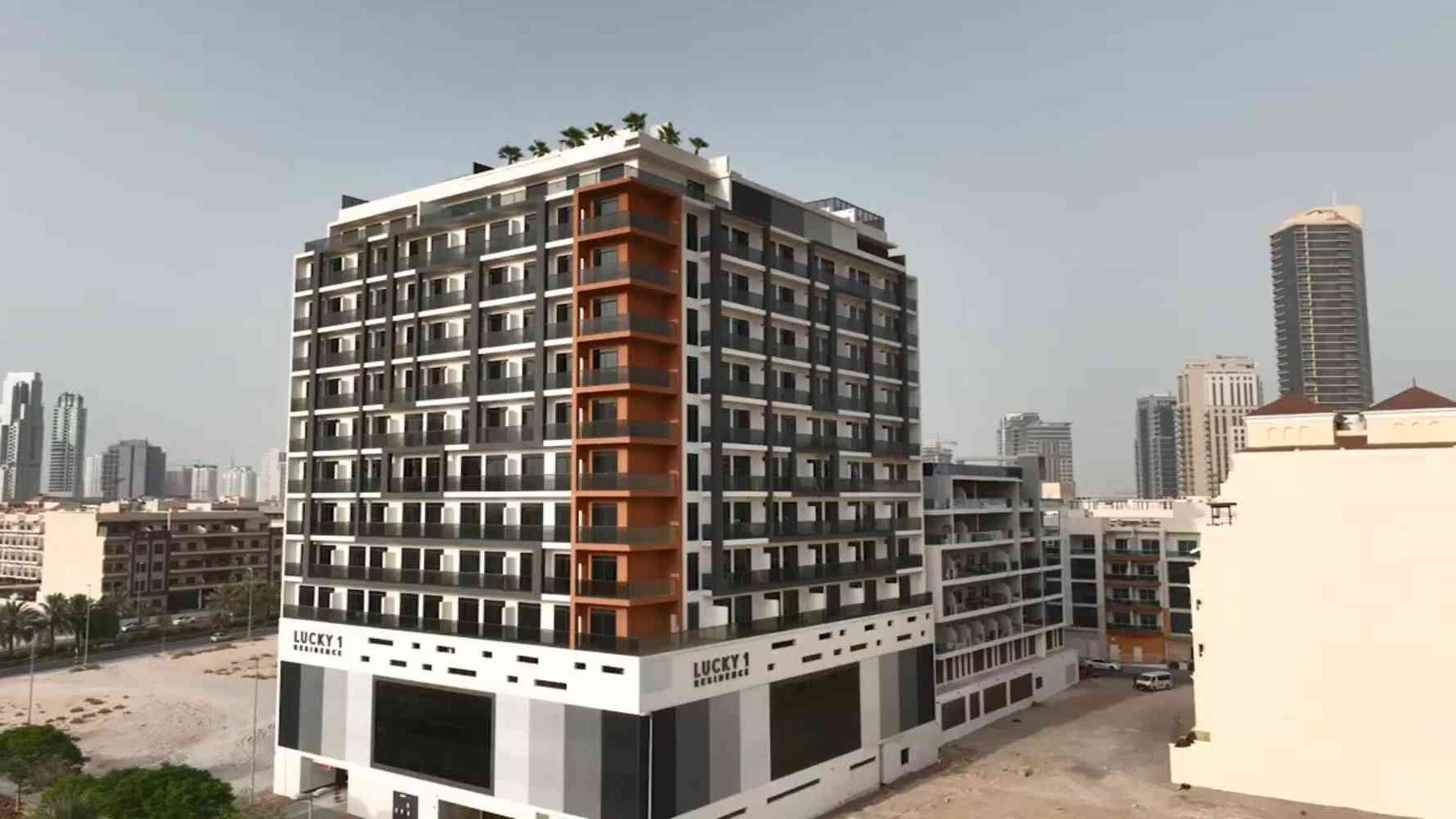 LUCKY 1 RESIDENCE