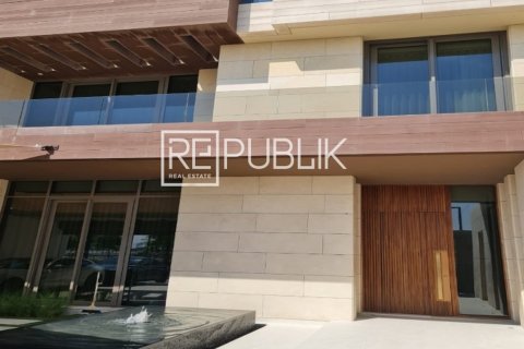 Huvila IMKAN NUDRA Saadiyat Island, Abu Dhabi, Arabiemiraatit 4 makuuhuonetta, 910.5 m2 № 252016 - kuva 17