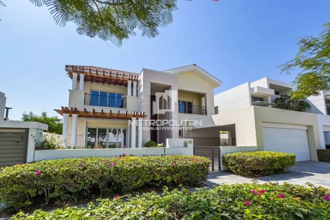 Villa in Mohammed Bin Rashid City, Dubai, VAE 4 slaapkamers, 730 vr.m. nr 592055