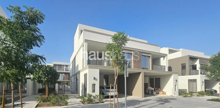 וילה ב Tilal Al Ghaf, Dubai, איחוד האמירויות 5 חדרי שינה, 317 מ"ר מספר 626049