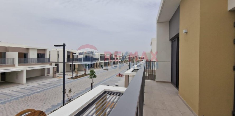 Villa in Tilal Al Ghaf, Dubai, VAE: 4 Schlafzimmer, 203.1 m2 Nr. 596414