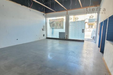 Shop til leje i Al Barsha, Dubai, UAE 55.7 kvm № 569321 - foto 3