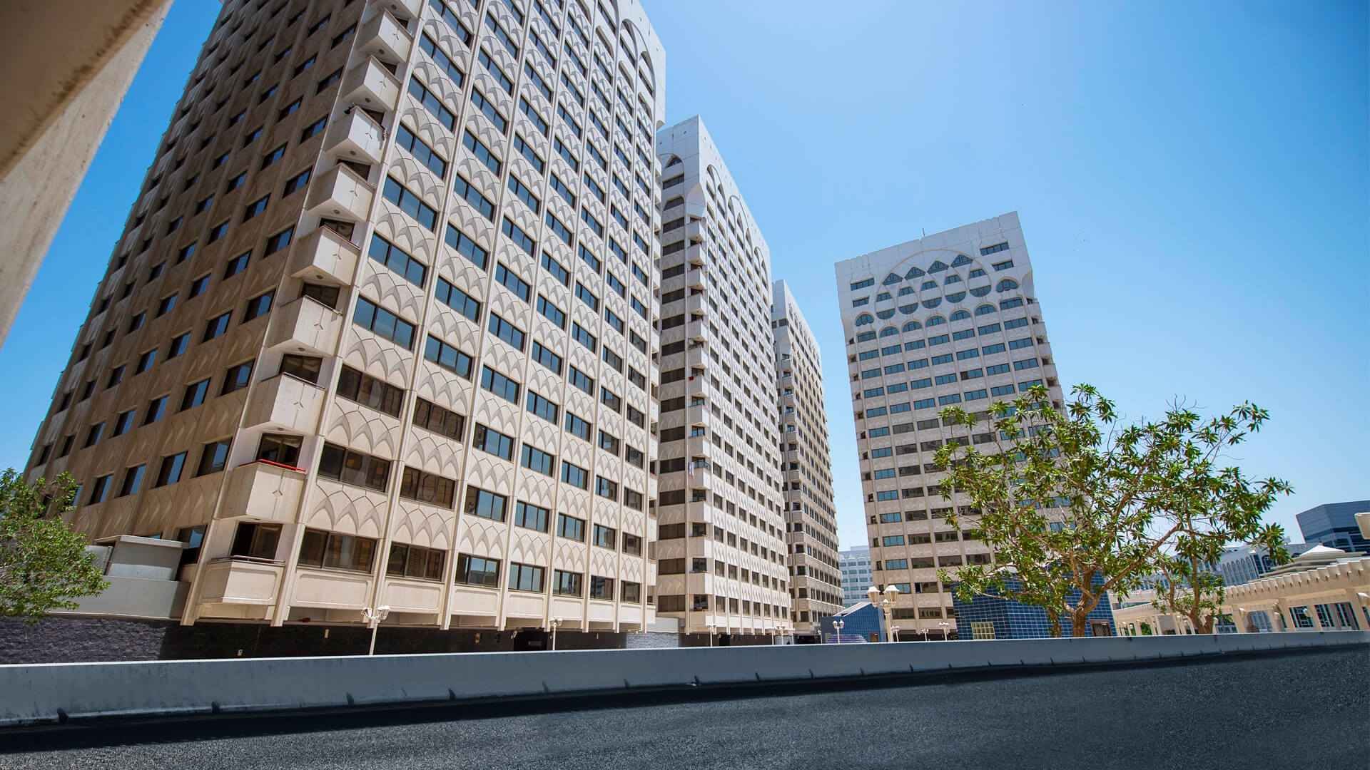 B6 KHALIFA COMPLEX