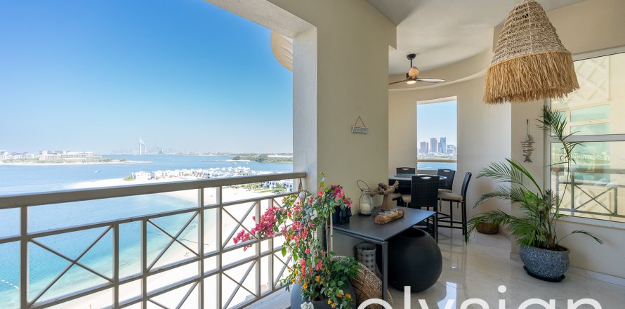 آپارتمان در Palm Jumeirah، Dubai ، امارات متحده عربی 2 خوابه ، 185 متر مربع.  شماره 586081