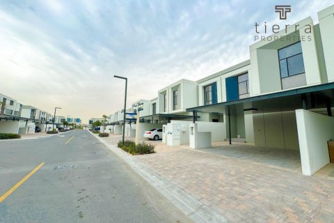 Βίλα σε Al Furjan, Dubai, ΗΑΕ 3 υπνοδωμάτια, 255 τ.μ. Αρ. 574864